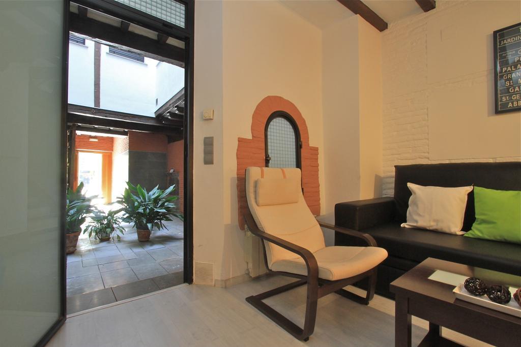 Apartamentos Inside Alhacaba Granada Rum bild